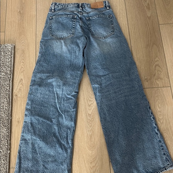 PacSun Blue Flare & Wide Leg, High Rise Jeans - Picture 4 of 4